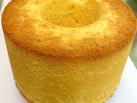 吸い付く食感！米粉のレモンシフォンケーキ